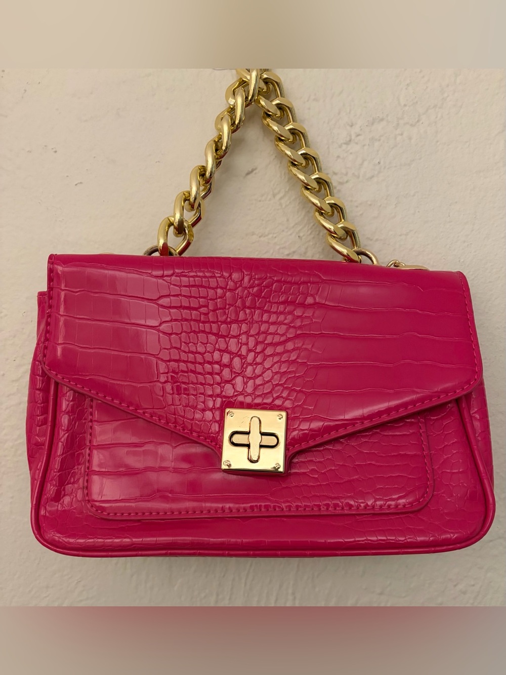 Express Hot Pink Croc-Embossed Shoulder Bag with Gold Chain